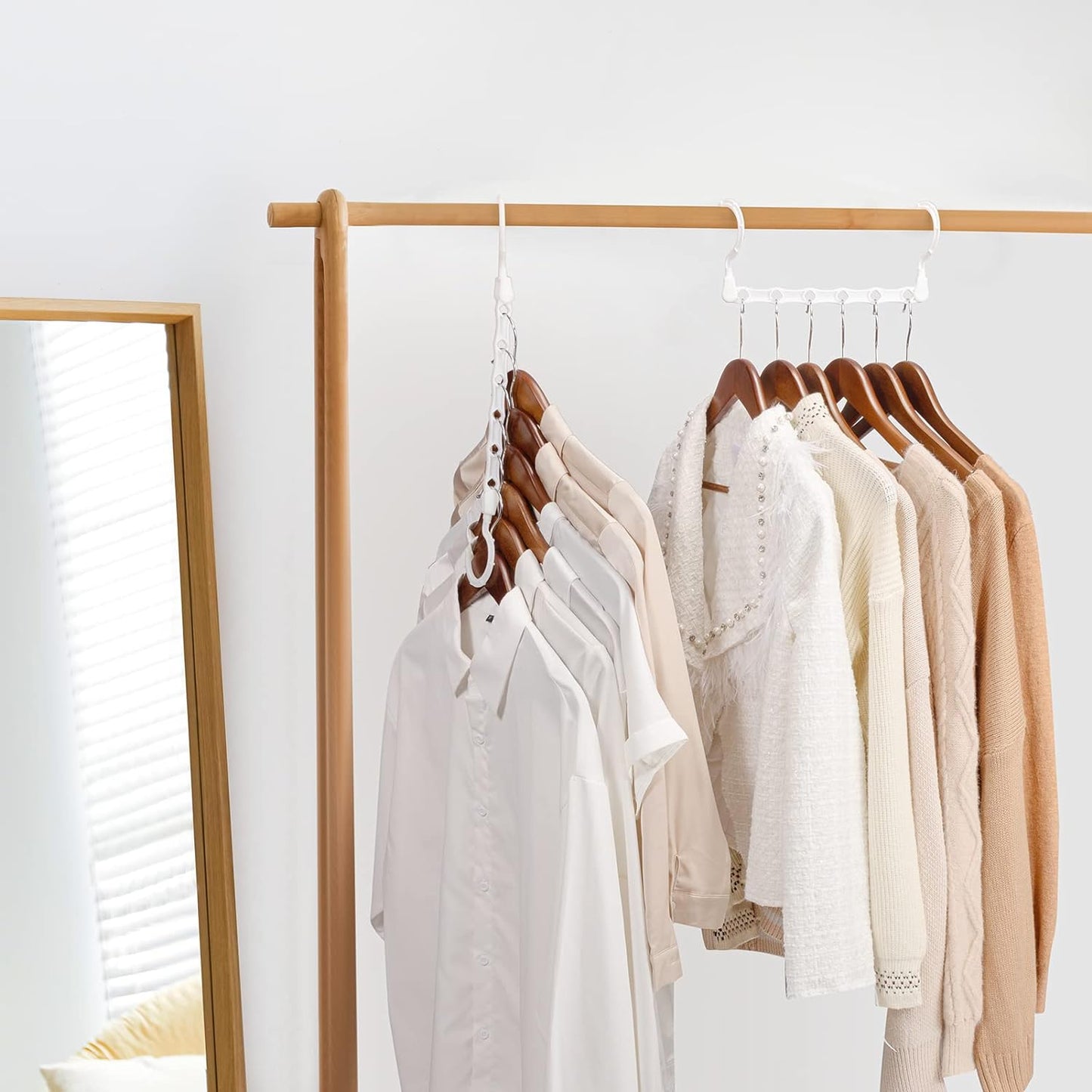 HOUSE DAY 9.5 Inch Space Saving Hangers for Clothes White 20 Pack